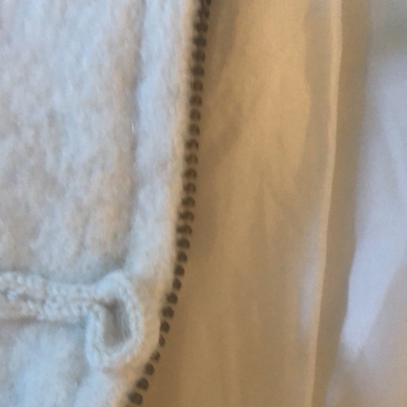 Icelandic jacket ivory worn some pilling could do with a shave or lint brush - Picture 5 of 6